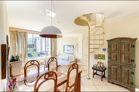 Sala de apartamento para alugar com 4 quartos, 236m² em Santa Rosa, Niterói