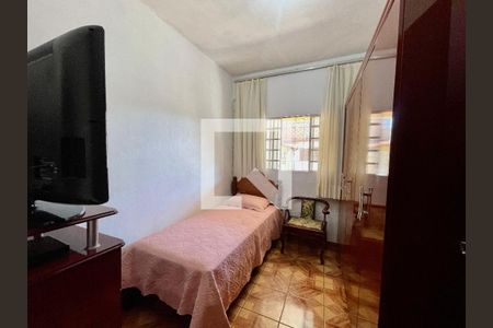 Quarto 1 de casa à venda com 5 quartos, 300m² em Betânia, Belo Horizonte