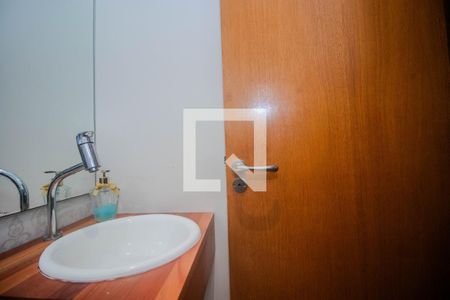 Lavabo de apartamento à venda com 4 quartos, 144m² em Petrópolis, Porto Alegre