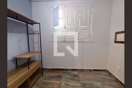 Quarto 1 de casa para alugar com 4 quartos, 120m² em Floresta, Belo Horizonte