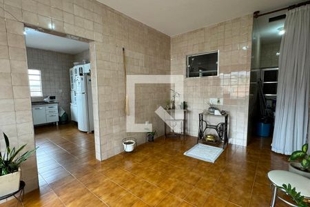 Entrada de casa para alugar com 4 quartos, 400m² em Jardim Iracema/aldeia, Barueri