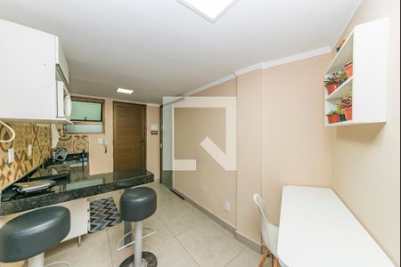 Sala/Cozinha de kitnet/studio para alugar com 1 quarto, 30m² em Minas Brasil, Belo Horizonte