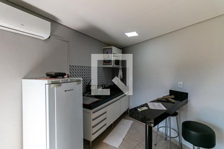 Cozinha de kitnet/studio para alugar com 1 quarto, 30m² em Minas Brasil, Belo Horizonte