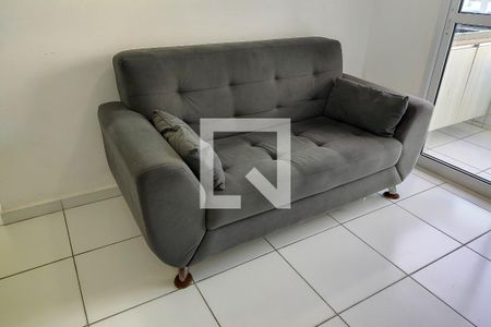 Sala de apartamento para alugar com 2 quartos, 60m² em Nova Mirim, Praia Grande