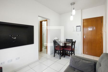 Sala de apartamento para alugar com 2 quartos, 60m² em Nova Mirim, Praia Grande