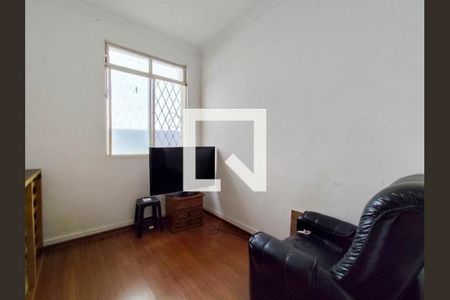 Casa à venda com 4 quartos, 380m² em Sagrada Família, Belo Horizonte