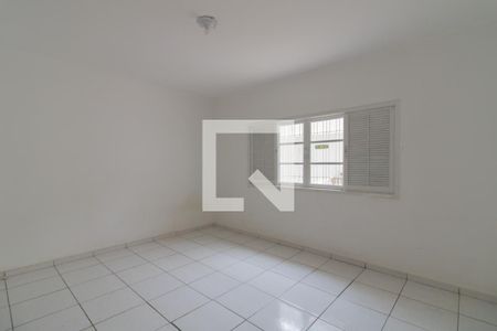 Suíte 1 de casa para alugar com 3 quartos, 180m² em Vila Rosalia, Guarulhos