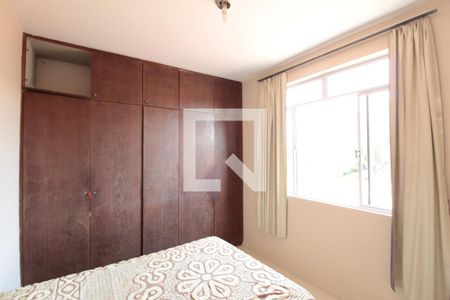 Quarto 2 de casa à venda com 4 quartos, 140m² em Ouro Preto, Belo Horizonte