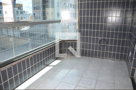 Varanda da Sala de casa à venda com 3 quartos, 120m² em Alvorada, Contagem