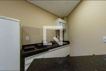 Cozinha de kitnet/studio para alugar com 1 quarto, 30m² em Minas Brasil, Belo Horizonte