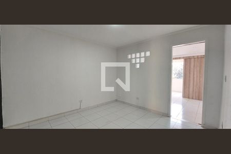 Quarto 2 de casa à venda com 3 quartos, 238m² em Baeta Neves, Santo André