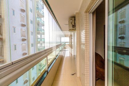 Varanda de apartamento para alugar com 3 quartos, 120m² em Vilamar, Praia Grande