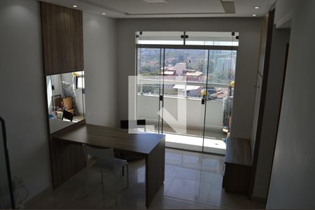 Sala de apartamento à venda com 3 quartos, 130m² em Alvorada, Contagem