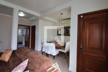 Sala de casa à venda com 3 quartos, 140m² em Igara, Canoas