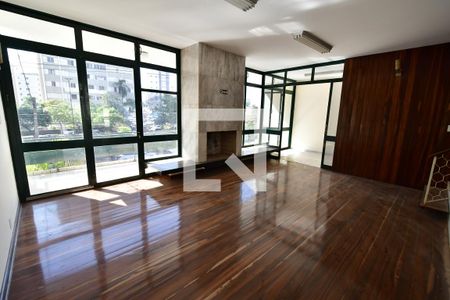 Sala 3 de casa para alugar com 5 quartos, 427m² em Bosque, Campinas