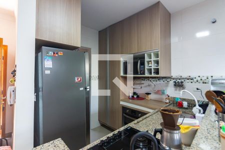 Cozinha de casa de condomínio à venda com 3 quartos, 130m² em Presidente Altino, Osasco