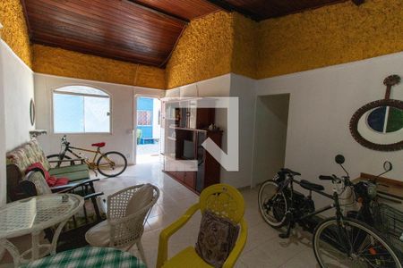 Sala de casa à venda com 2 quartos, 104m² em Santa Rosa, Niterói