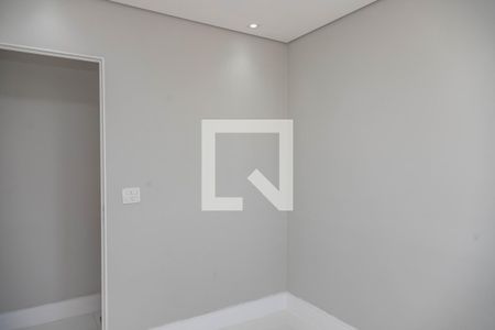 Quarto 1  de apartamento para alugar com 2 quartos, 43m² em Jardim Canhema, Diadema