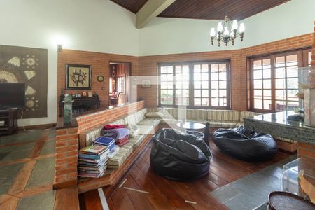 Sala de casa para alugar com 8 quartos, 640m² em Jardim Mediterrâneo, Cotia