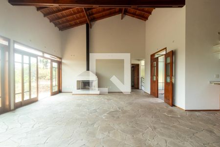 Sala de casa para alugar com 5 quartos, 200m² em Vila Santo Antônio, Cotia