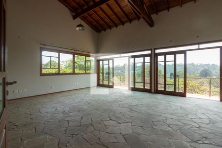 Sala de casa para alugar com 5 quartos, 200m² em Vila Santo Antônio, Cotia