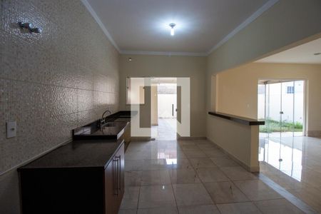 Cozinha de casa de condomínio para alugar com 3 quartos, 180m² em Residencial Real Park Sumaré, Sumaré