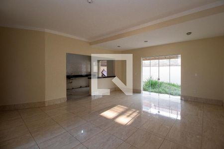 Sala de casa de condomínio para alugar com 3 quartos, 180m² em Residencial Real Park Sumaré, Sumaré