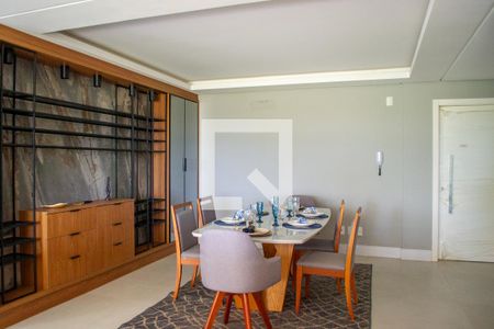 Sala de jantar de apartamento para alugar com 3 quartos, 170m² em Vila Assunção, Porto Alegre