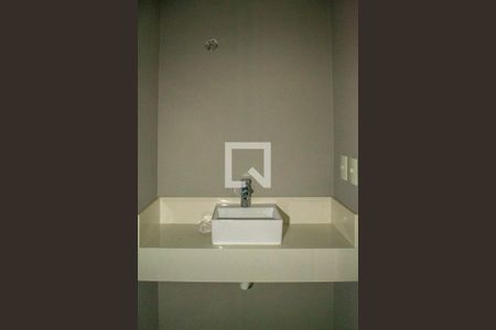 Lavabo de apartamento para alugar com 3 quartos, 170m² em Vila Assunção, Porto Alegre