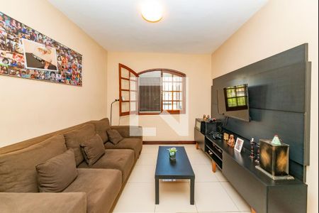 Sala 2 de casa para alugar com 4 quartos, 360m² em Parque Sao Jose, Belo Horizonte