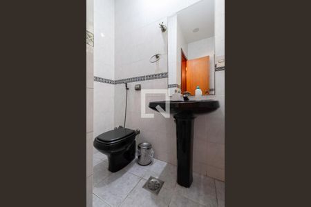 Lavabo de casa para alugar com 4 quartos, 270m² em Ouro Preto, Belo Horizonte