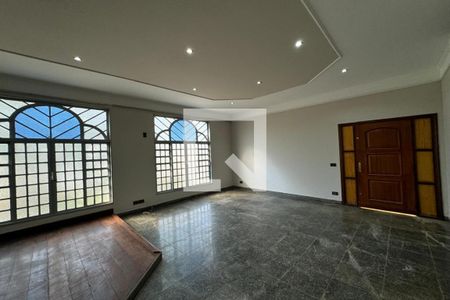 Sala de casa para alugar com 3 quartos, 250m² em Jardim Itau Mirim, Ribeirão Preto