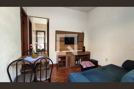 Sala de casa à venda com 2 quartos, 200m² em Jardim Laguna, Contagem