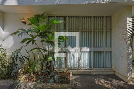 Área comum de casa à venda com 4 quartos, 380m² em Sion, Belo Horizonte