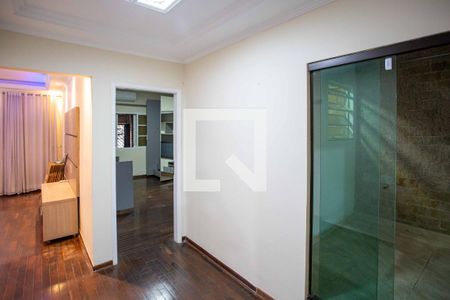 Corredor de casa para alugar com 3 quartos, 250m² em Centro, Diadema