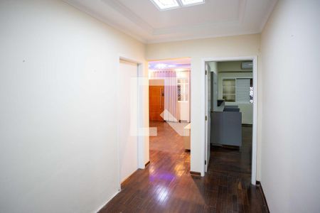 Corredor de casa para alugar com 3 quartos, 250m² em Centro, Diadema