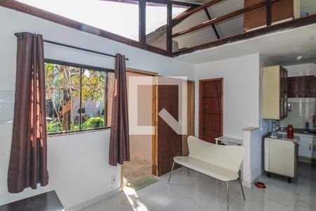 Sala de casa de condomínio à venda com 2 quartos, 70m² em Vargem Grande, Rio de Janeiro