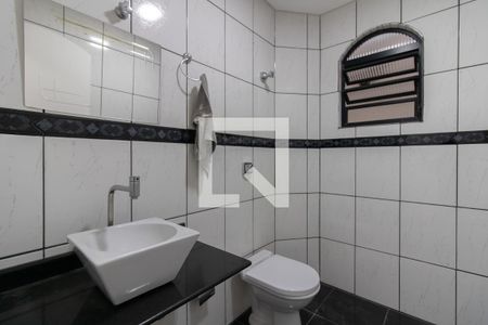 Lavabo de casa para alugar com 3 quartos, 295m² em Jardim Santa Cecília, Guarulhos