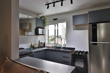 Cozinha  de apartamento para alugar com 2 quartos, 41m² em Sumaré, Alvorada