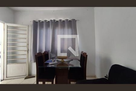 Sala de casa à venda com 2 quartos, 70m² em Tres Barras, Contagem