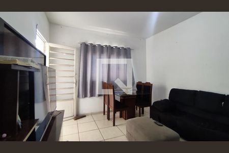 Sala de casa à venda com 2 quartos, 70m² em Tres Barras, Contagem