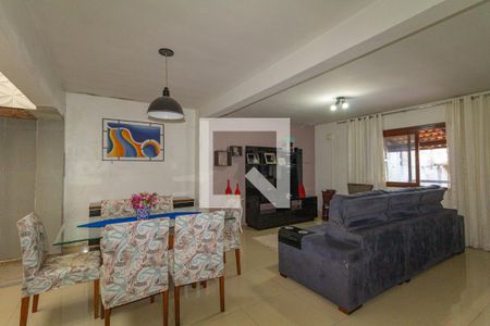 Sala de estar e jantar de casa à venda com 3 quartos, 180m² em São José, Canoas