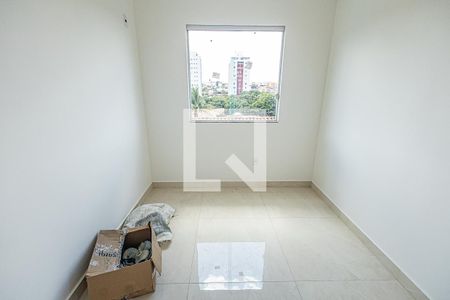 Quarto 1 de apartamento à venda com 2 quartos, 100m² em Rio Branco, Belo Horizonte