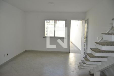 Sala de casa à venda com 3 quartos, 280m² em Tanque, Rio de Janeiro