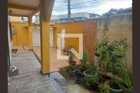 Casa à venda com 3 quartos, 171m² em Irajá, Rio de Janeiro