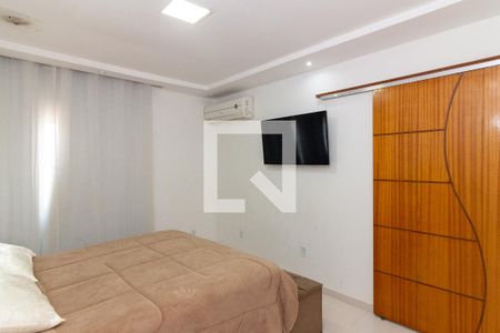 Suíte 1 de casa à venda com 4 quartos, 350m² em Irajá, Rio de Janeiro