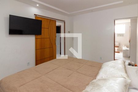 Suíte 1 de casa à venda com 4 quartos, 350m² em Irajá, Rio de Janeiro