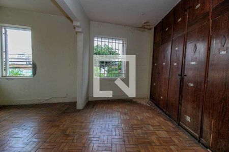 Casa à venda com 3 quartos, 195m² em Floresta, Belo Horizonte