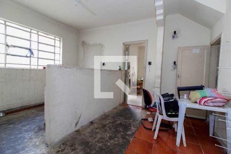 Casa à venda com 3 quartos, 195m² em Floresta, Belo Horizonte