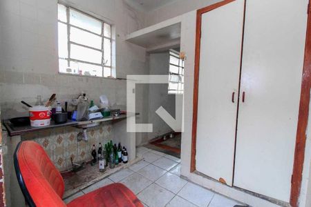 Casa à venda com 3 quartos, 195m² em Floresta, Belo Horizonte